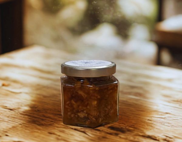 Chopped Garlic Honey